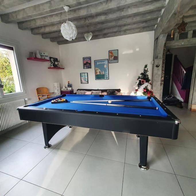 La Mare Aux Chevres Villa Reux Екстериор снимка